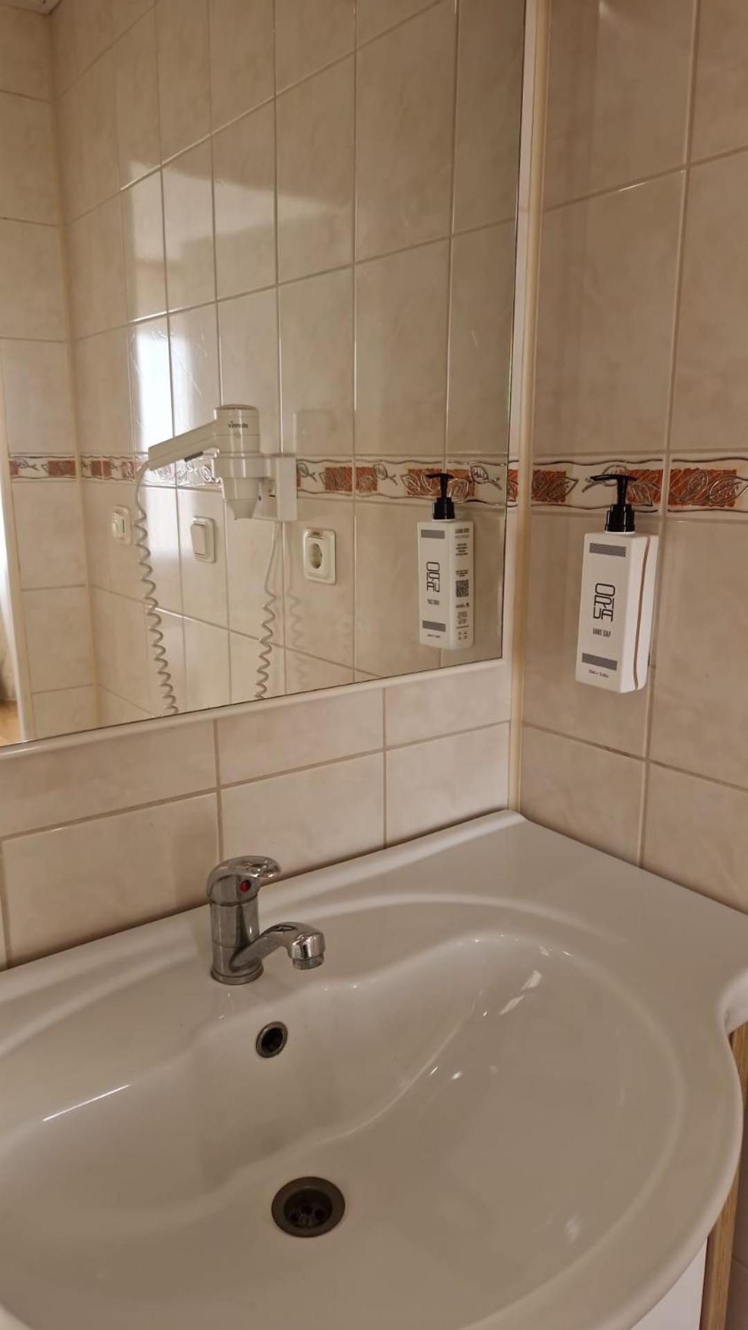 Hotel Latgale Rēzekne Zewnętrze zdjęcie